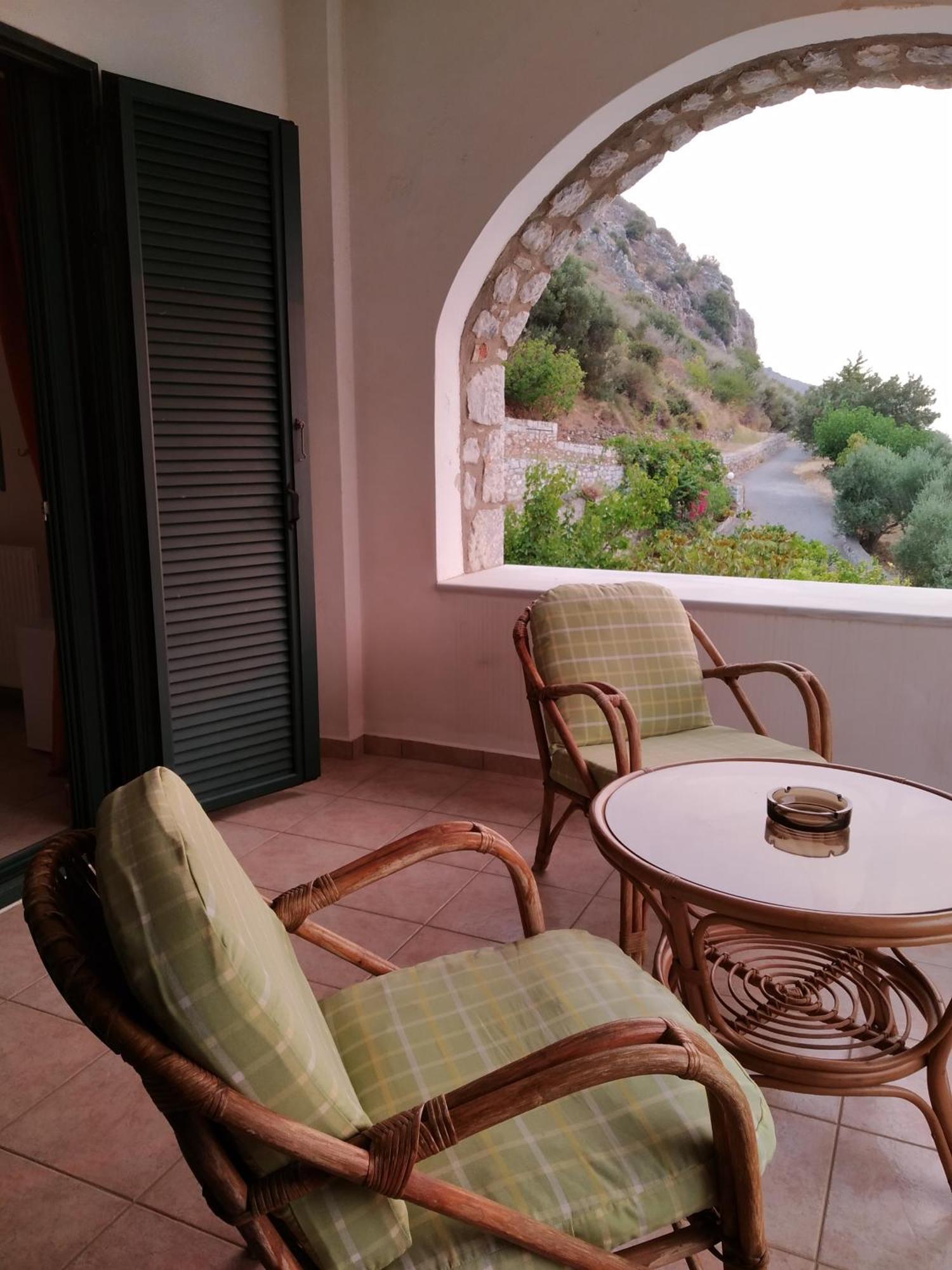 Vatoulia House Aparthotel Neo Oitilo ภายนอก รูปภาพ